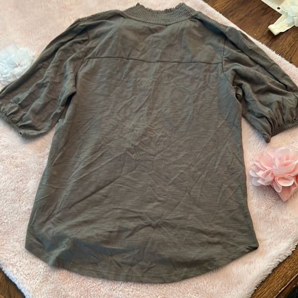 Knox rose army green color shirt, size XS, brand new!!🔥🔥🔥🌺🌺🌺🌺 - Picture 5 of 7